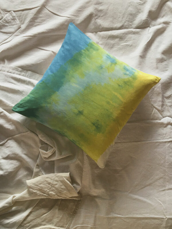 housse-coussin-bleu-vert-jaune