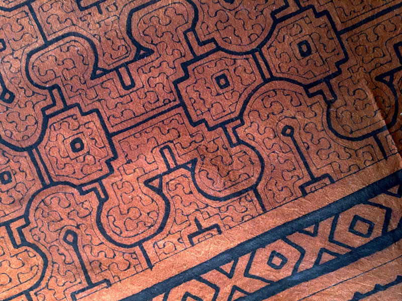 tissus-peint-motifs-inca-peru